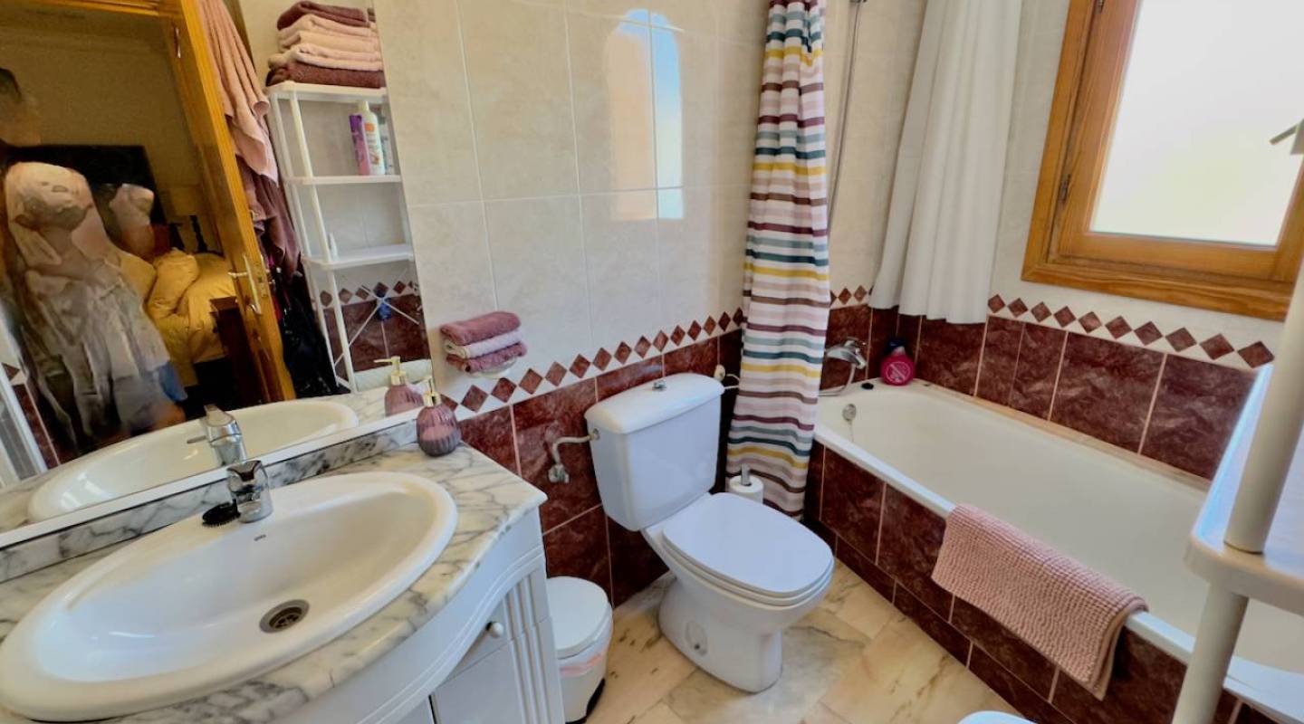 Wederverkoop - Villa - Guardamar del Segura