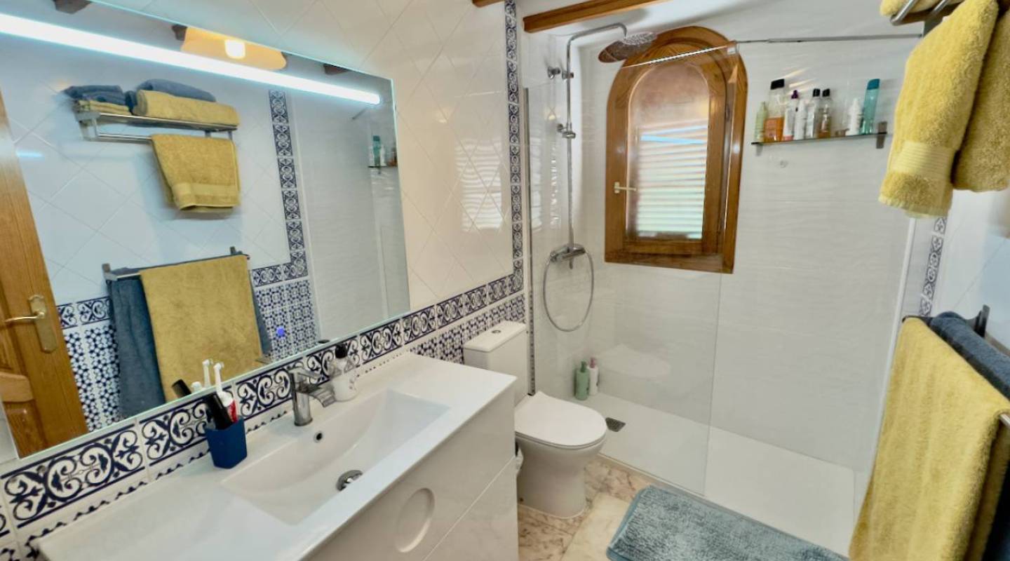 Wederverkoop - Villa - Guardamar del Segura