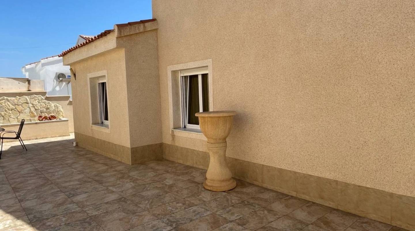 Resale - Villa  - Ciudad Quesada