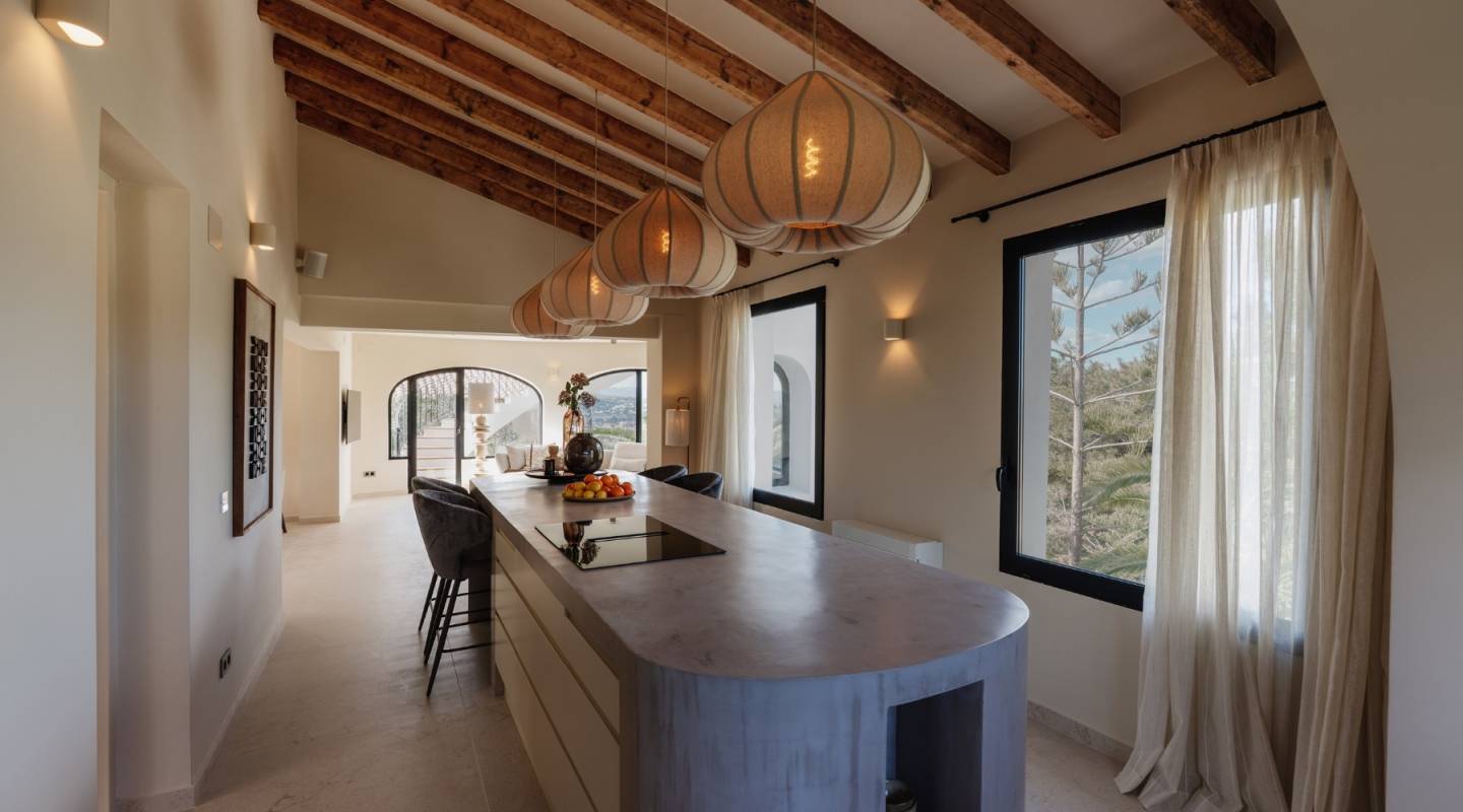 Resale - Villa  - Javea - Alicante