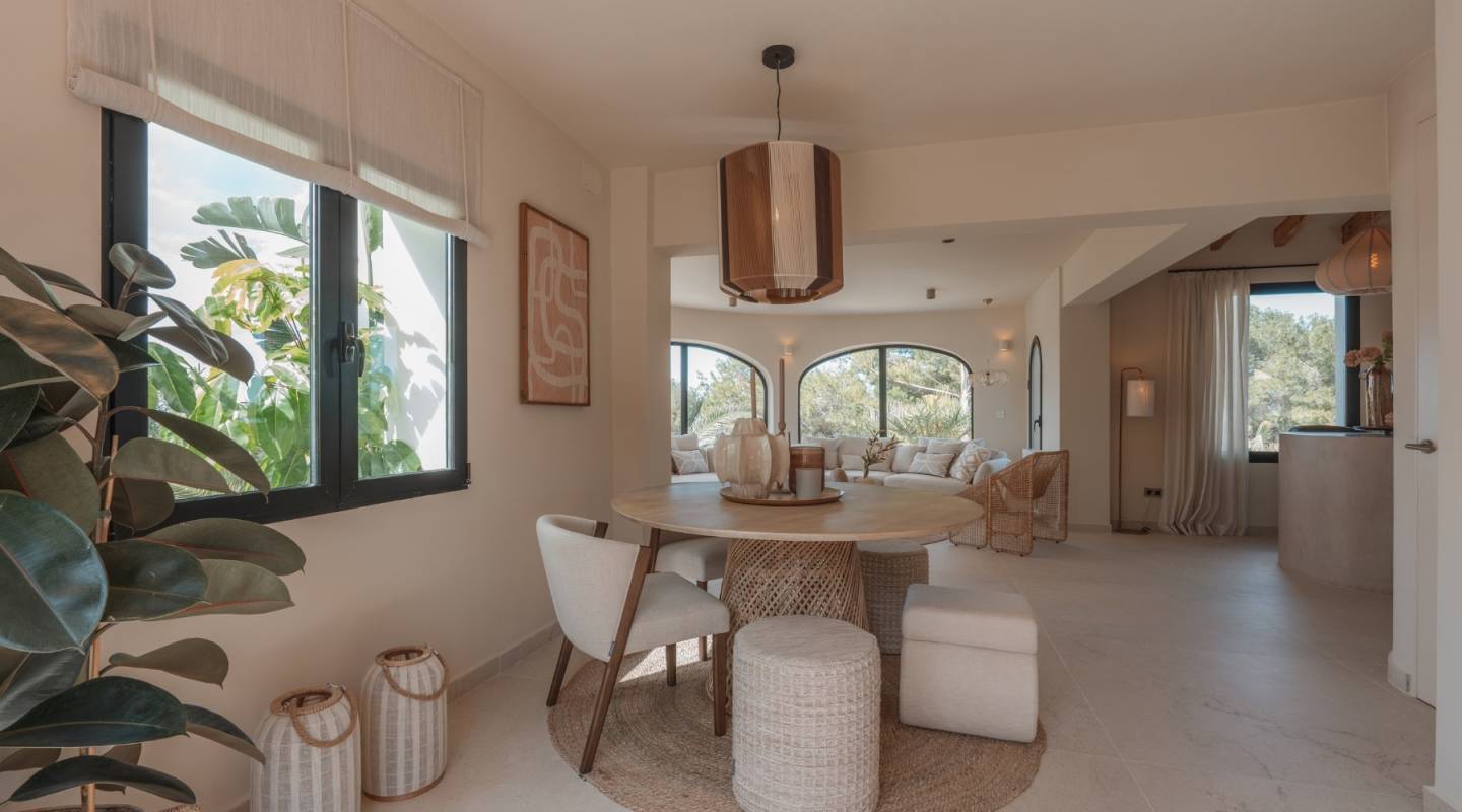 Resale - Villa  - Javea - Alicante