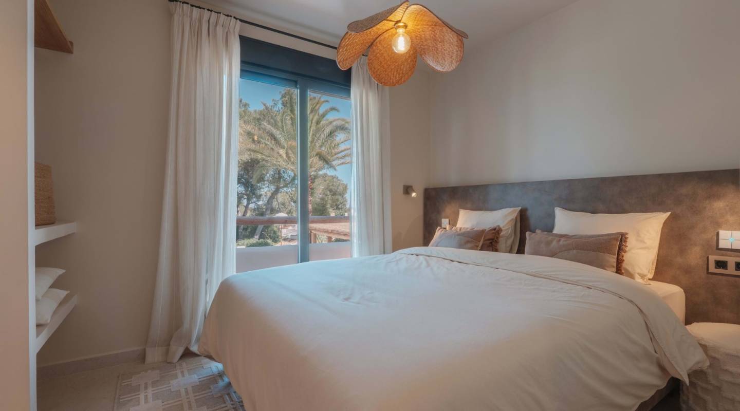Resale - Villa  - Javea - Alicante