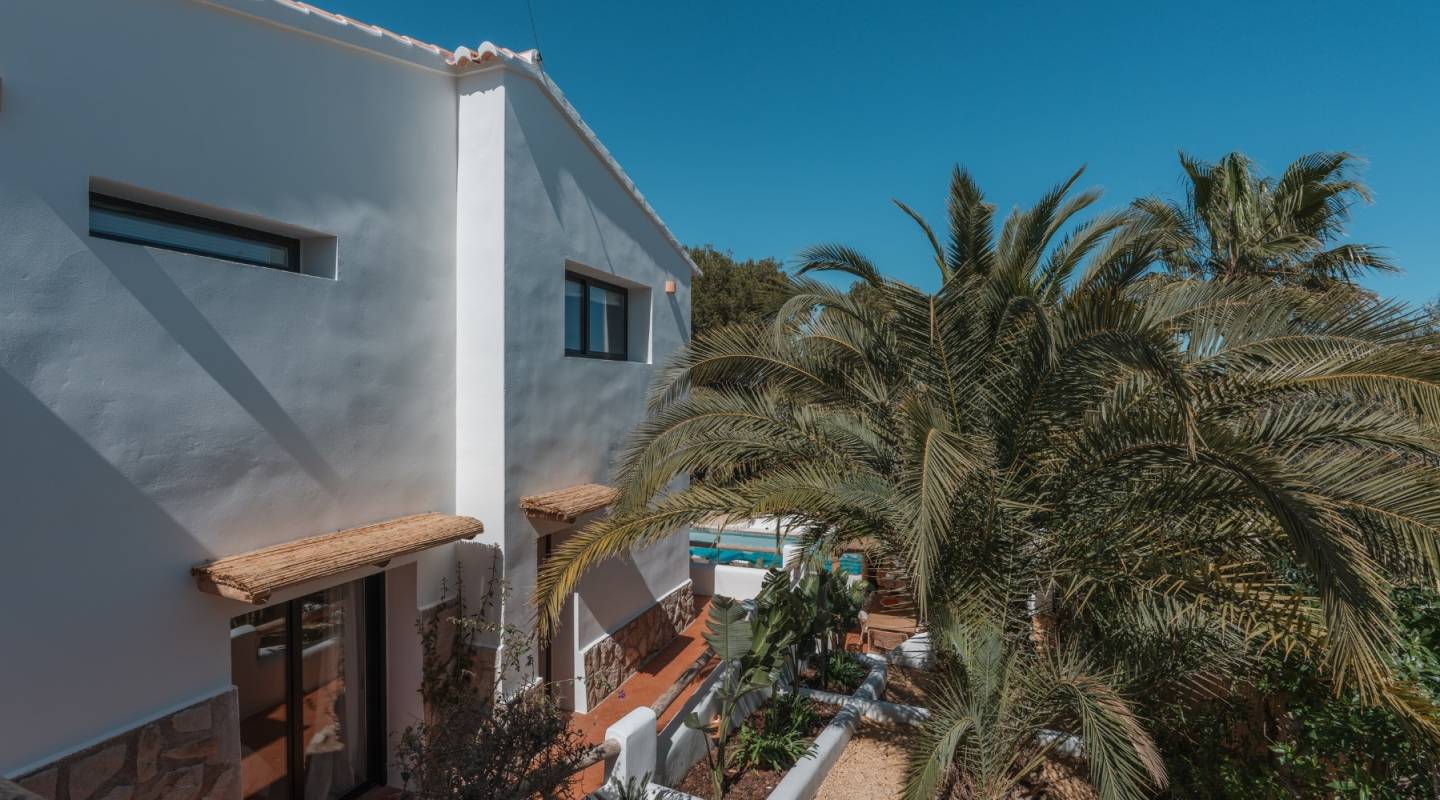 Resale - Villa  - Javea - Alicante