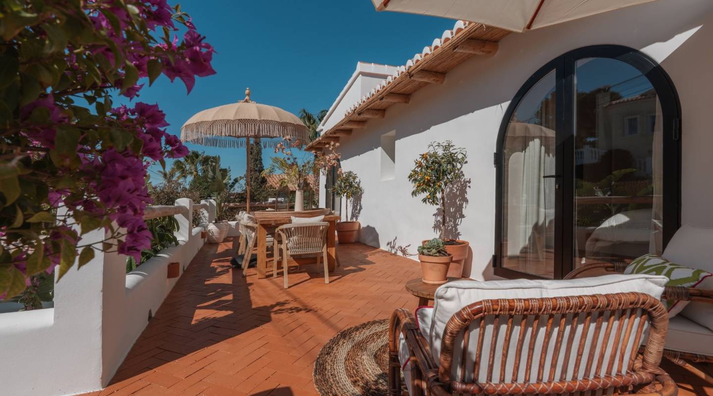 Resale - Villa  - Javea - Alicante