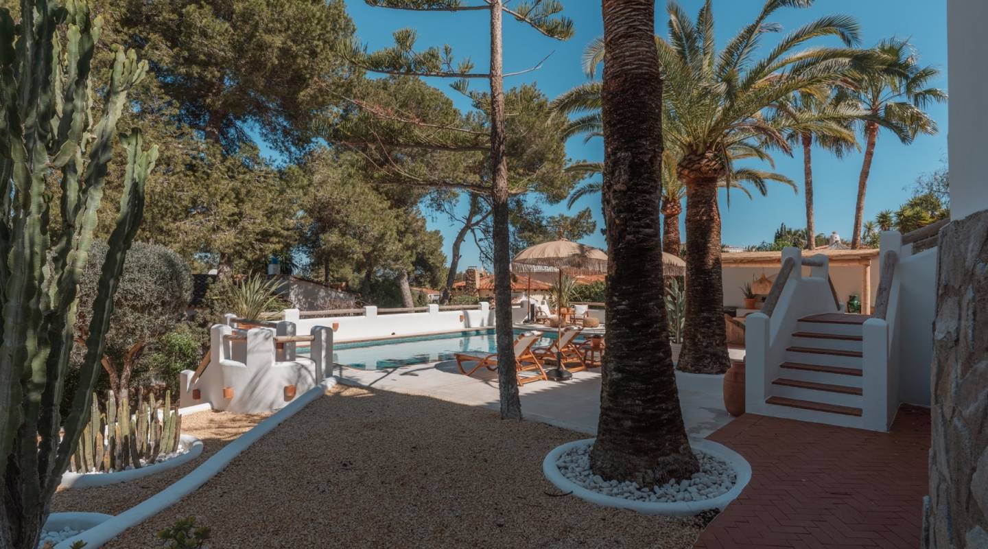 Resale - Villa  - Javea - Alicante