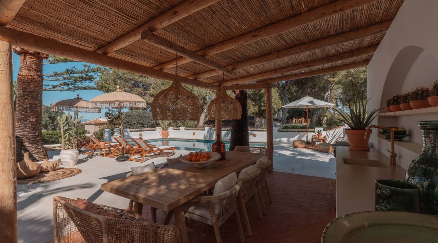 Resale - Villa  - Javea - Alicante