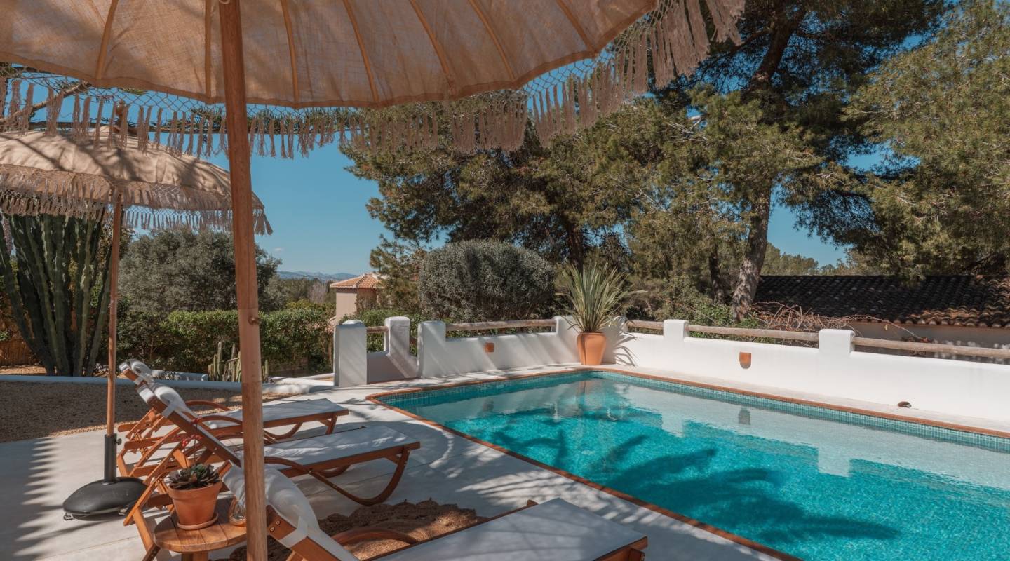 Resale - Villa  - Javea - Alicante