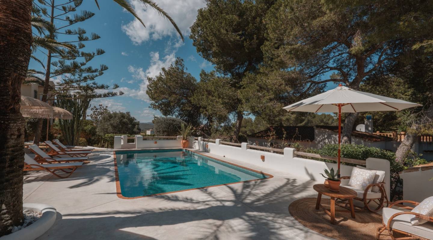 Resale - Villa  - Javea - Alicante