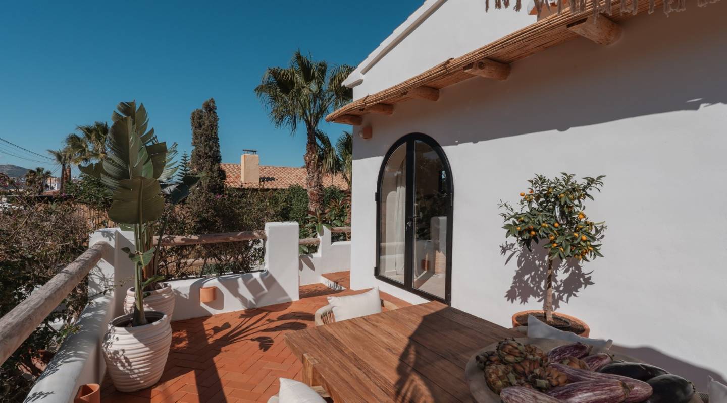 Resale - Villa  - Javea - Alicante