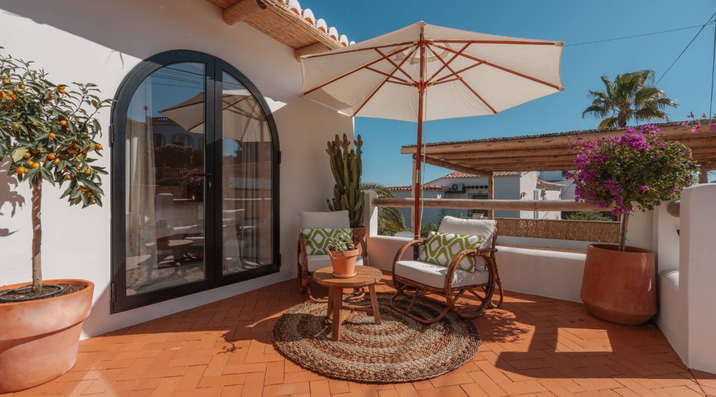 Resale - Villa  - Javea - Alicante