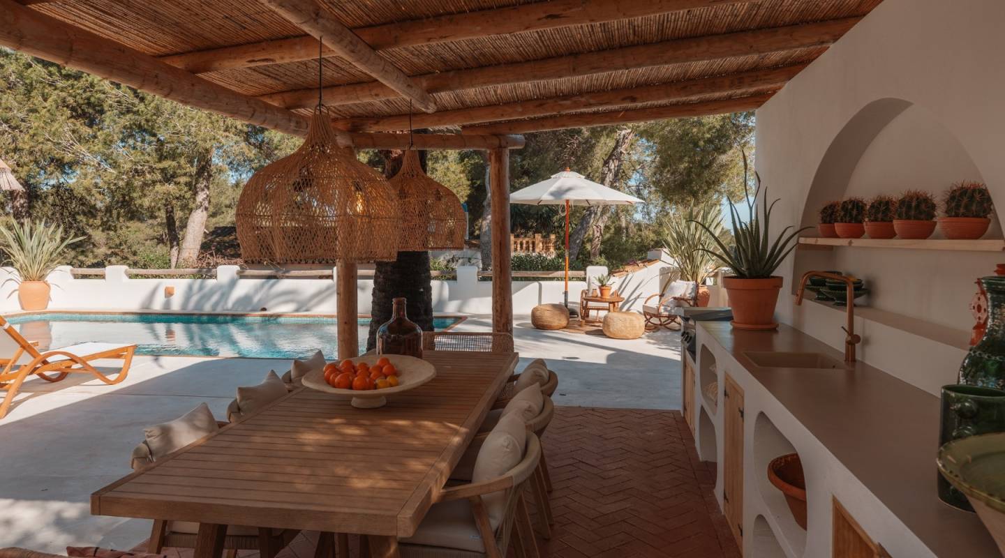 Resale - Villa  - Javea - Alicante