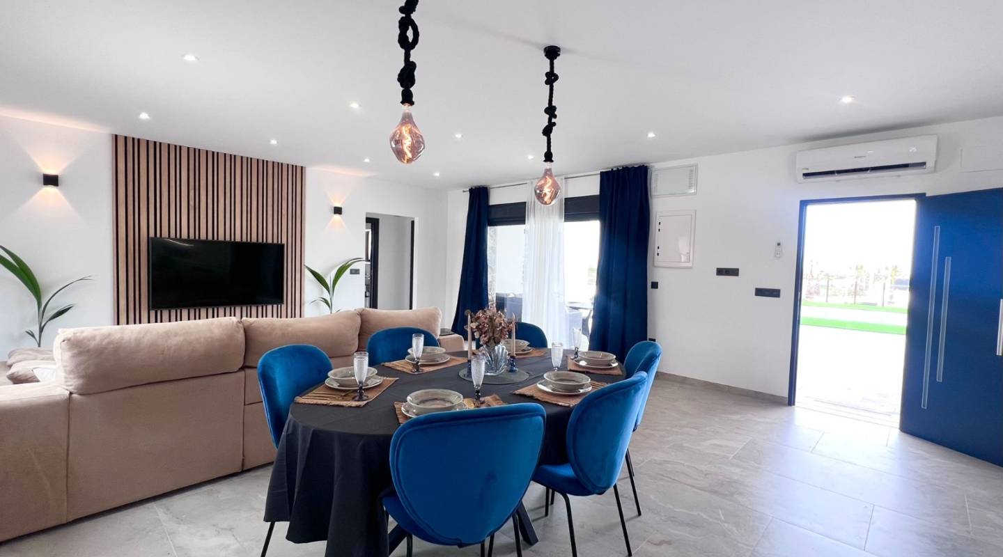 Återförsäljning - Villa - Ciudad Quesada