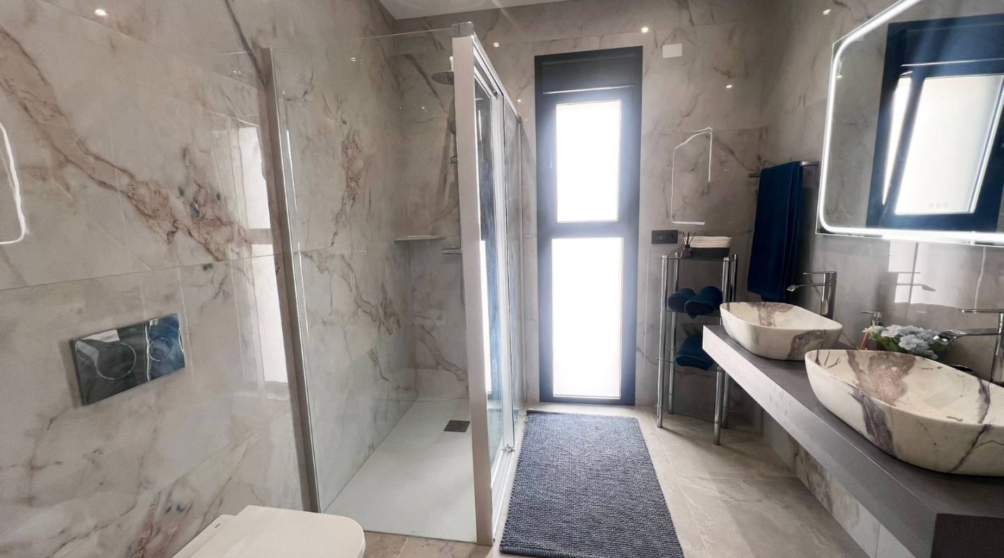 Återförsäljning - Villa - Ciudad Quesada