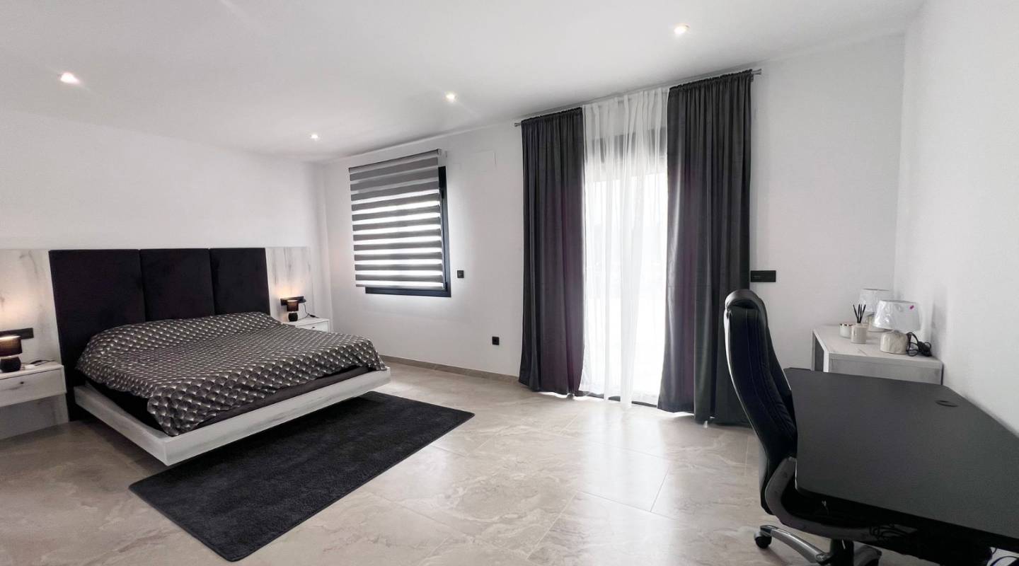 Återförsäljning - Villa - Ciudad Quesada