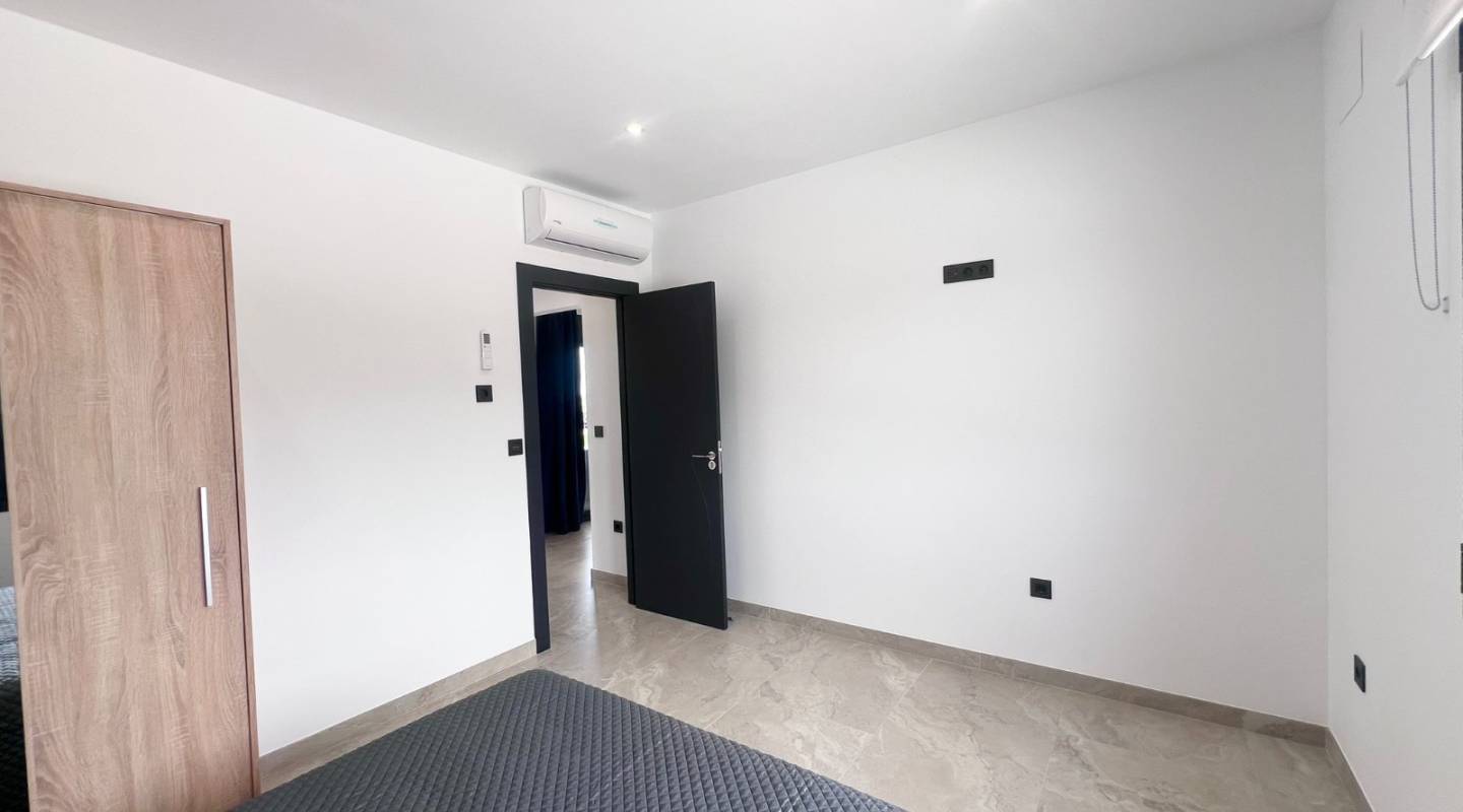 Återförsäljning - Villa - Ciudad Quesada