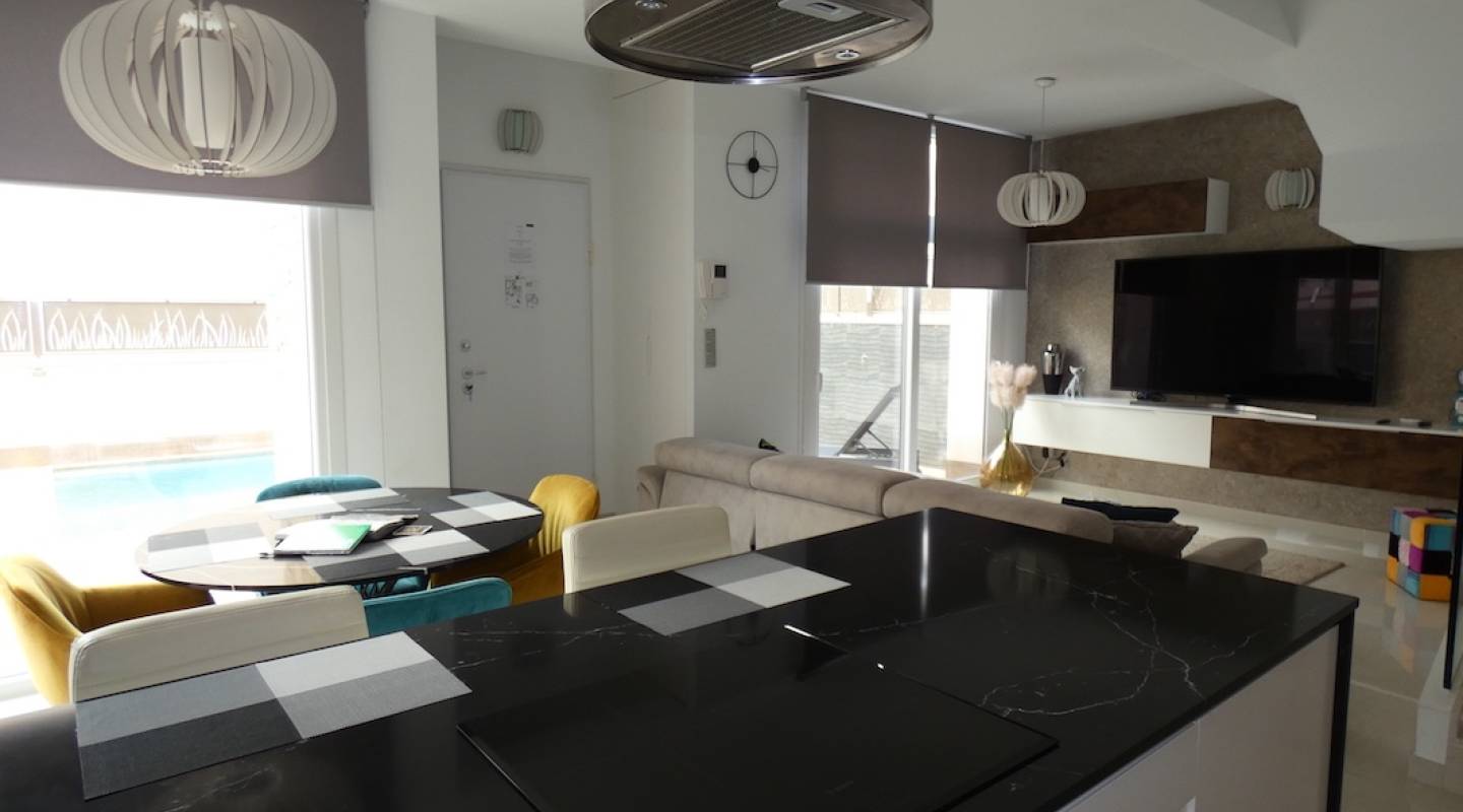 Återförsäljning - Villa - Ciudad Quesada