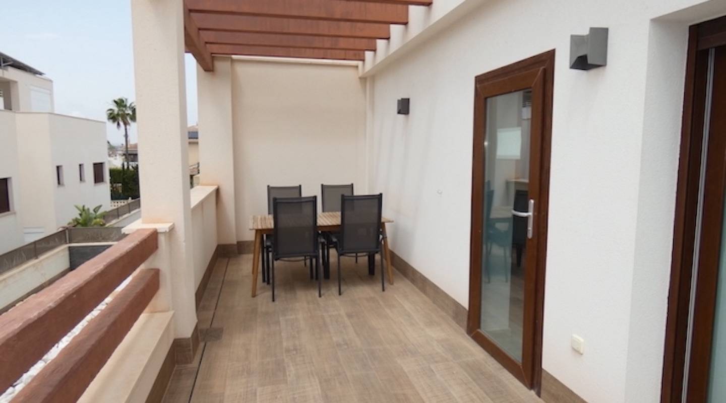 Återförsäljning - Villa - Ciudad Quesada