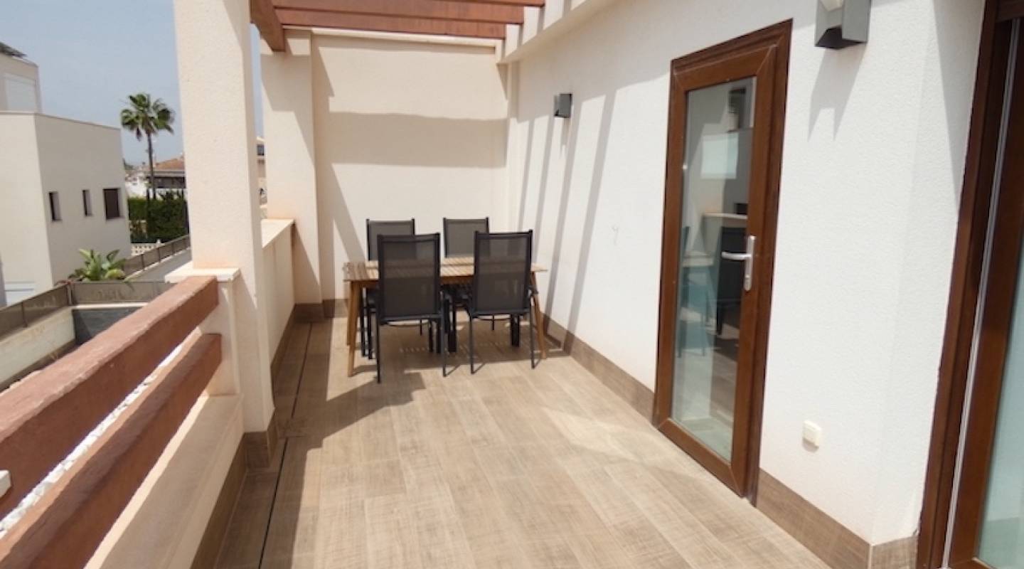 Återförsäljning - Villa - Ciudad Quesada