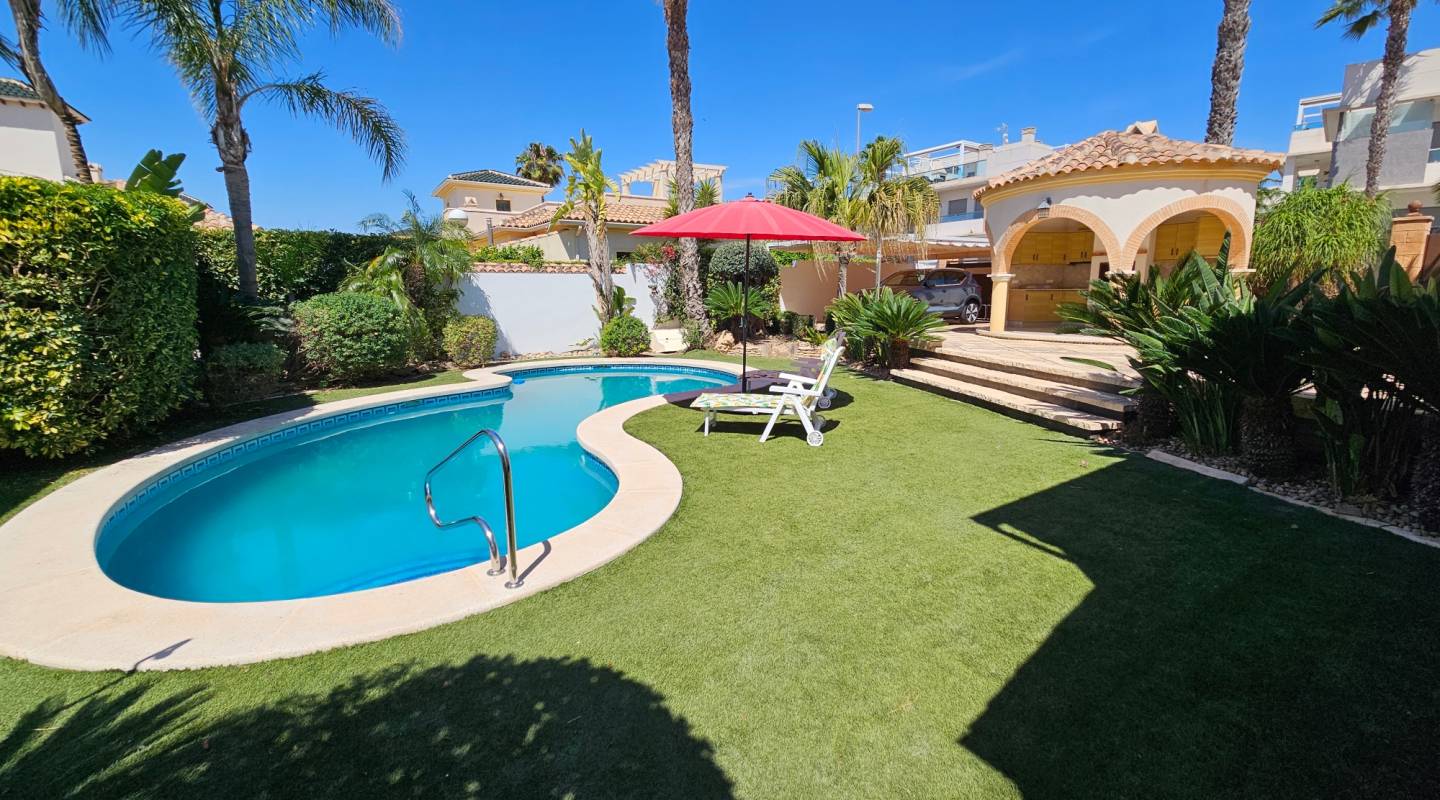 videresalg - Villa - Ciudad Quesada