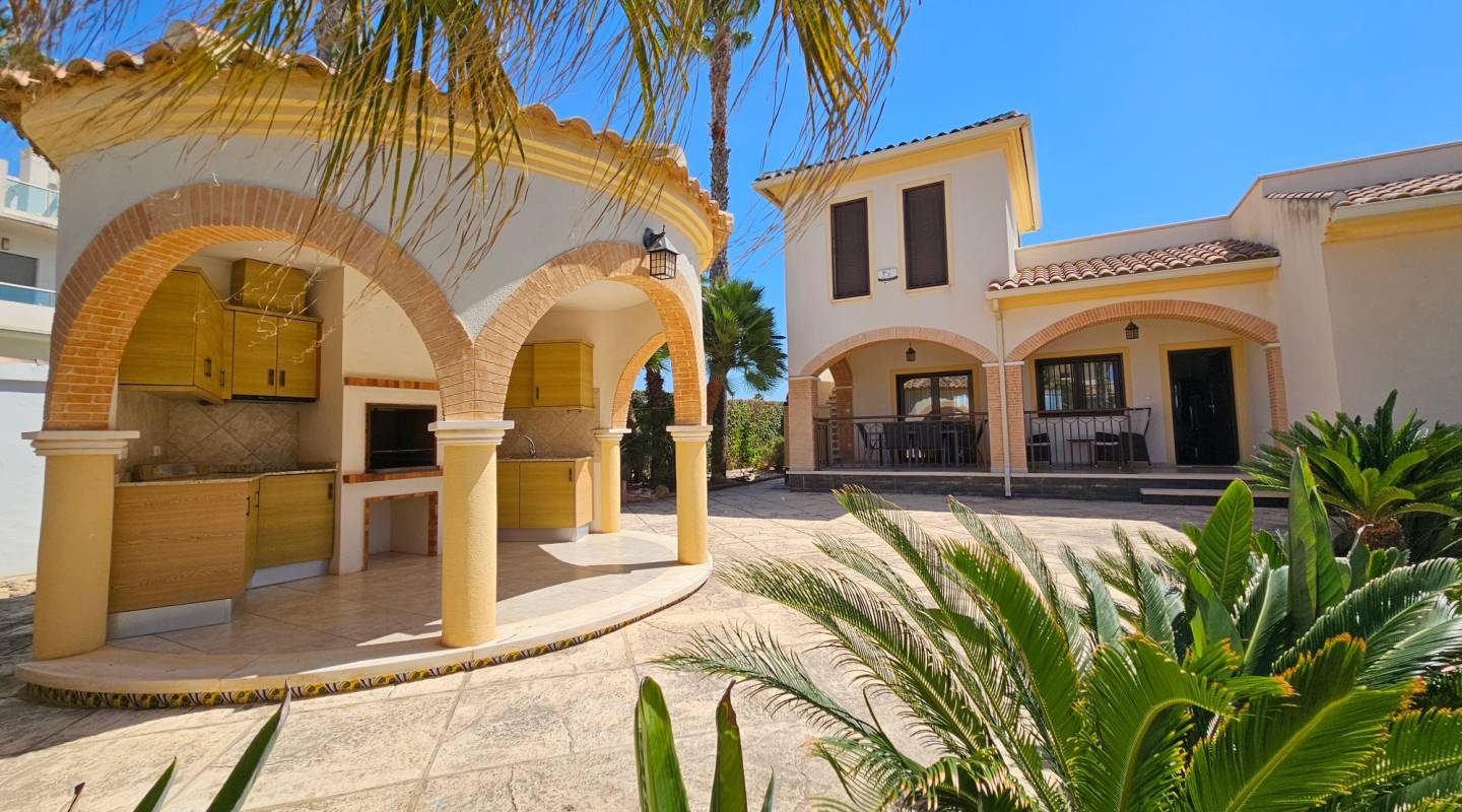 videresalg - Villa - Ciudad Quesada