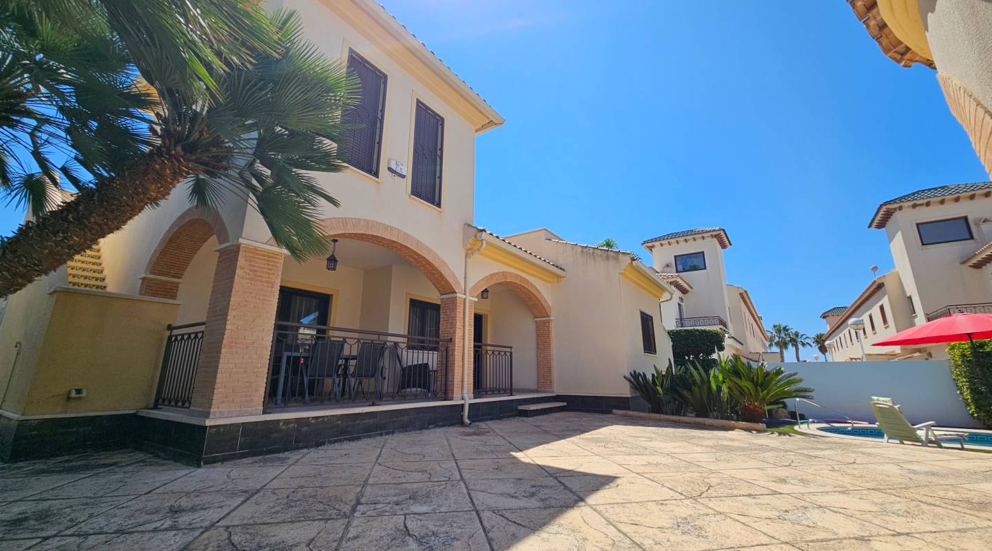 videresalg - Villa - Ciudad Quesada