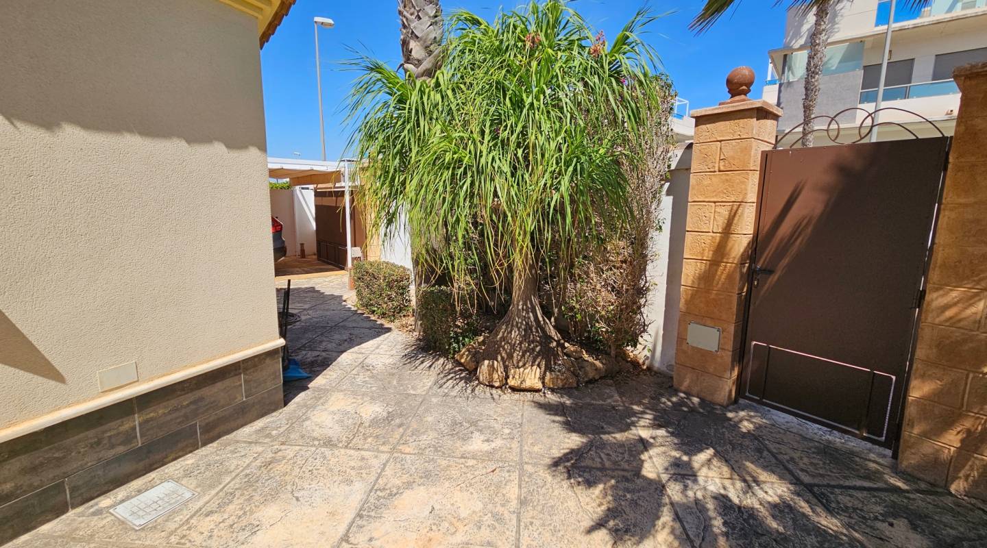 videresalg - Villa - Ciudad Quesada