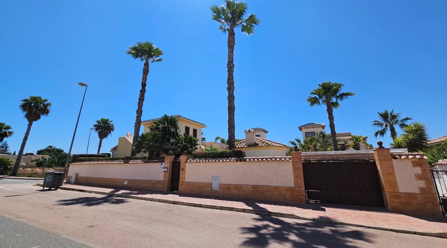 videresalg - Villa - Ciudad Quesada