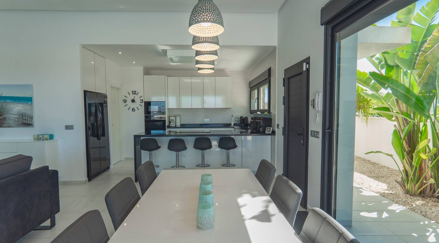 Resale - Villa  - Ciudad Quesada - Benijofar