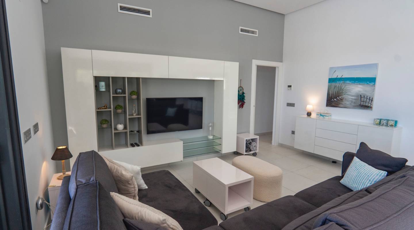 Resale - Villa  - Ciudad Quesada - Benijofar