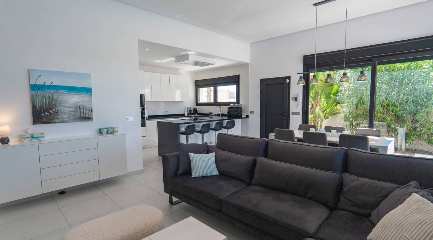 Resale - Villa  - Ciudad Quesada - Benijofar