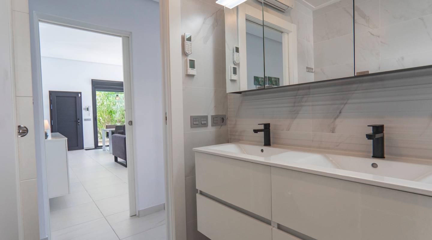 Resale - Villa  - Ciudad Quesada - Benijofar