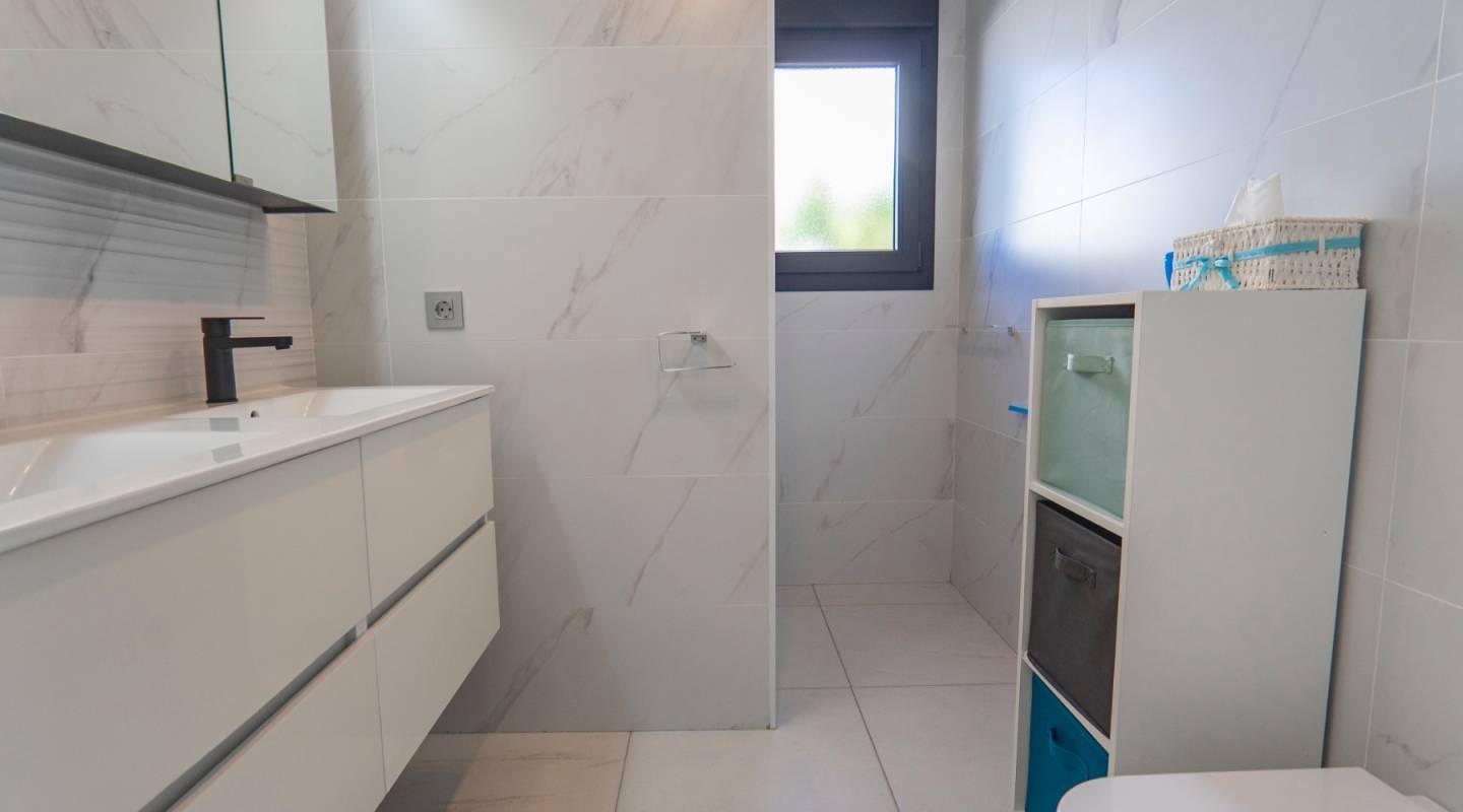 Resale - Villa  - Ciudad Quesada - Benijofar