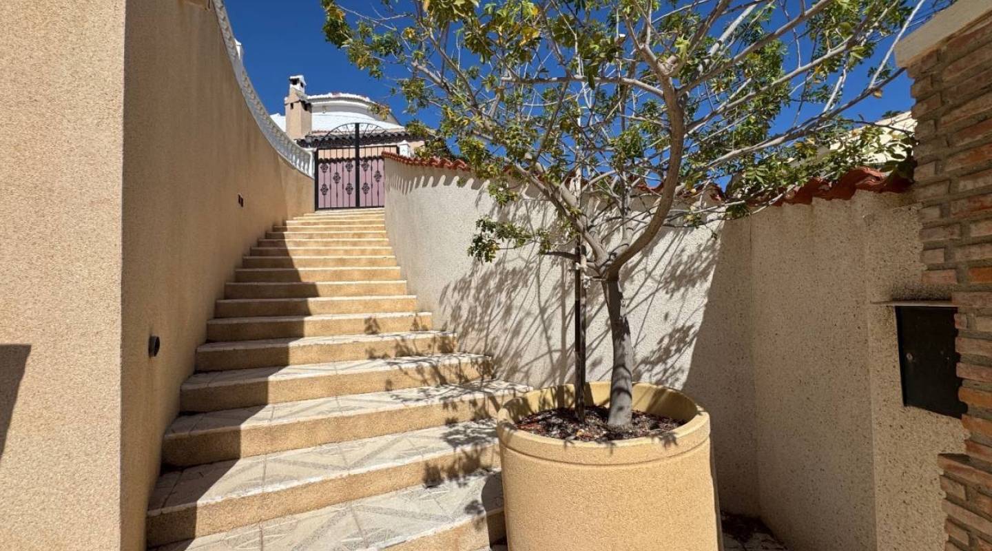 videresalg - Villa - Ciudad Quesada