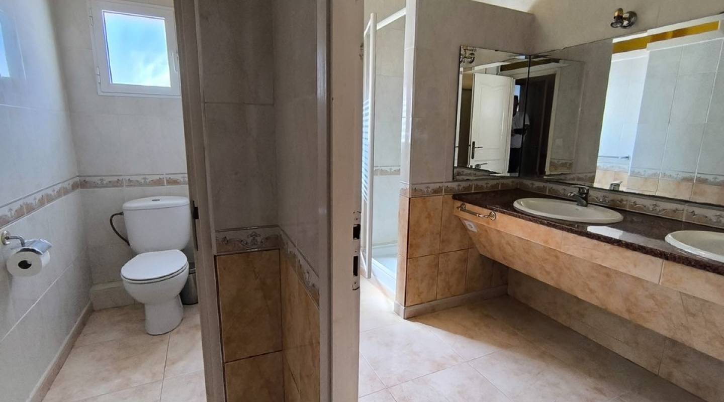 Resale - Finca - Benijofar - Alicante