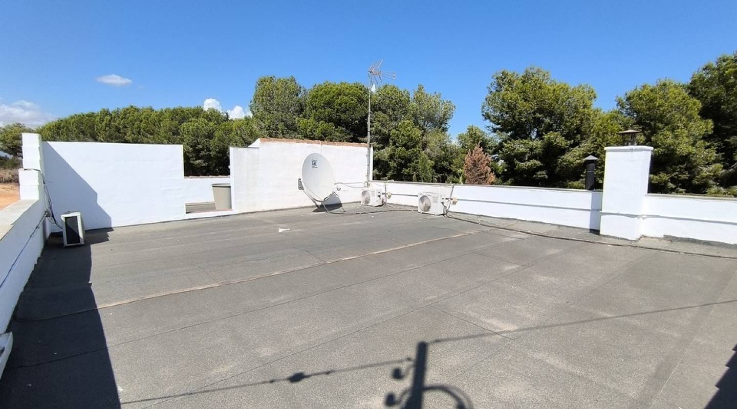 Resale - Finca - Benijofar - Alicante