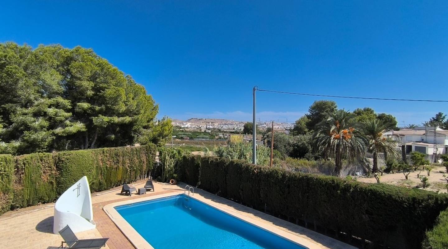 Resale - Finca - Benijofar - Alicante