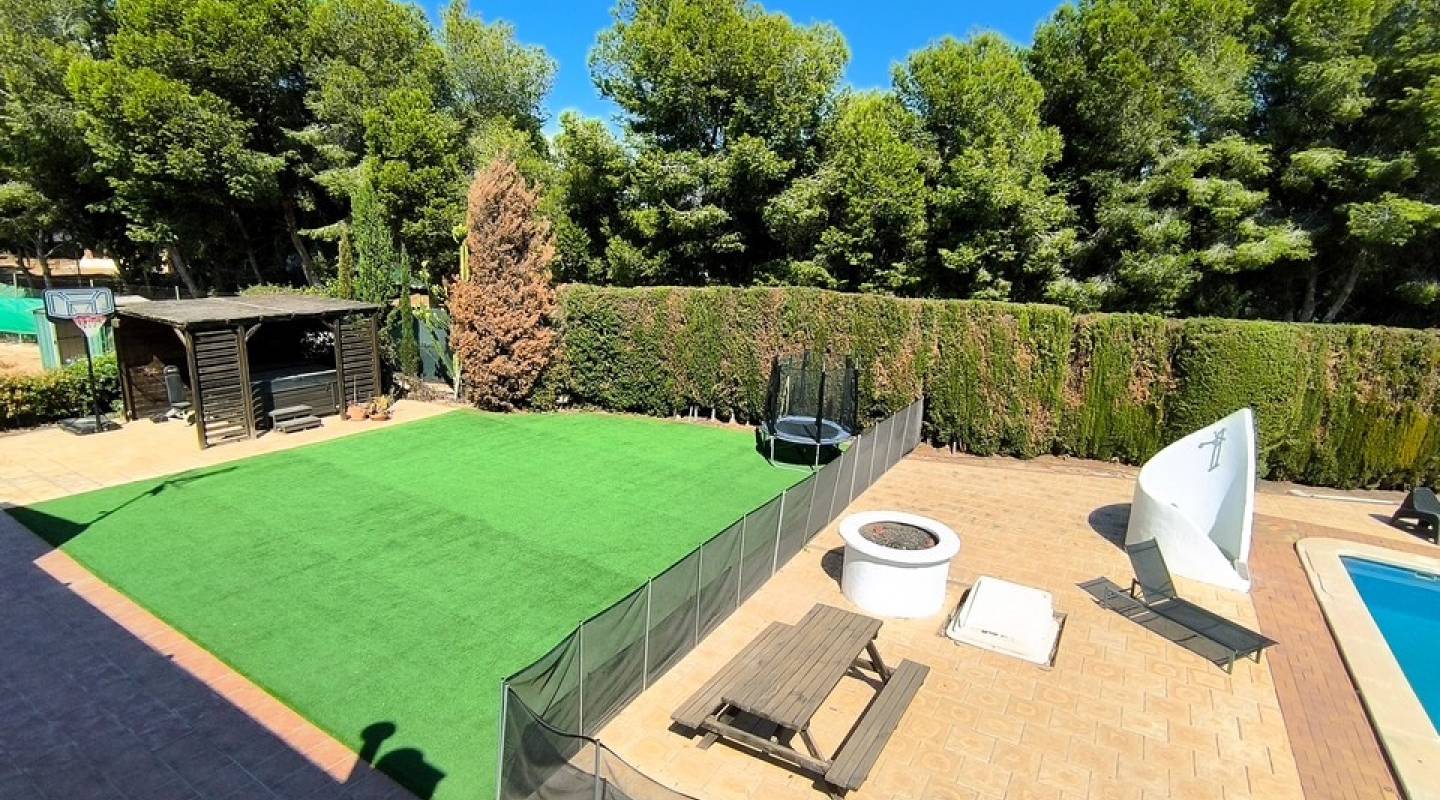 Resale - Finca - Benijofar - Alicante