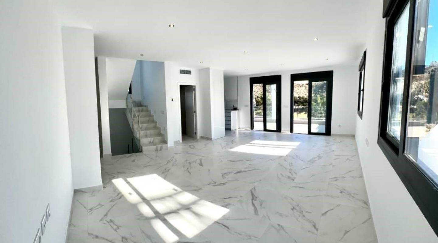 Resale - Villa  - Ciudad Quesada