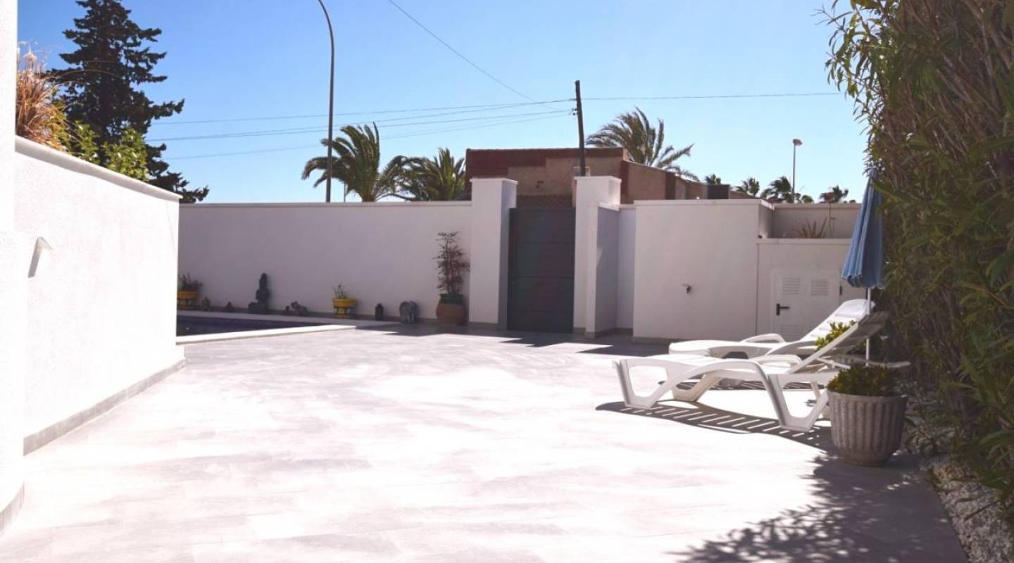 Venta - Chalet - Ciudad Quesada