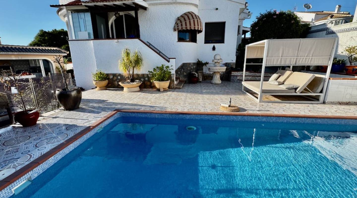 перепродажа - Вилла - Ciudad Quesada