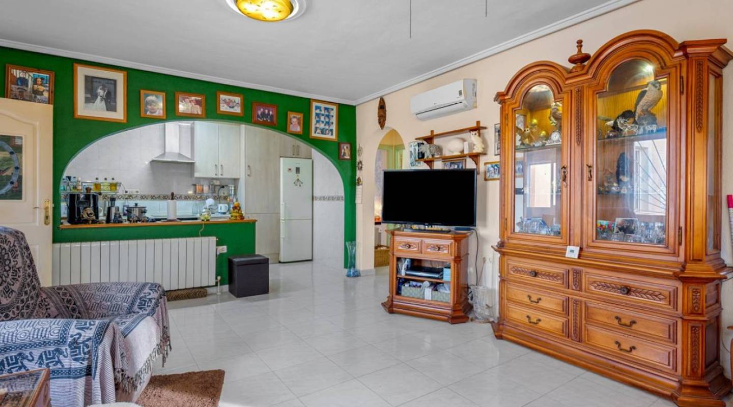 Återförsäljning - Villa - Ciudad Quesada