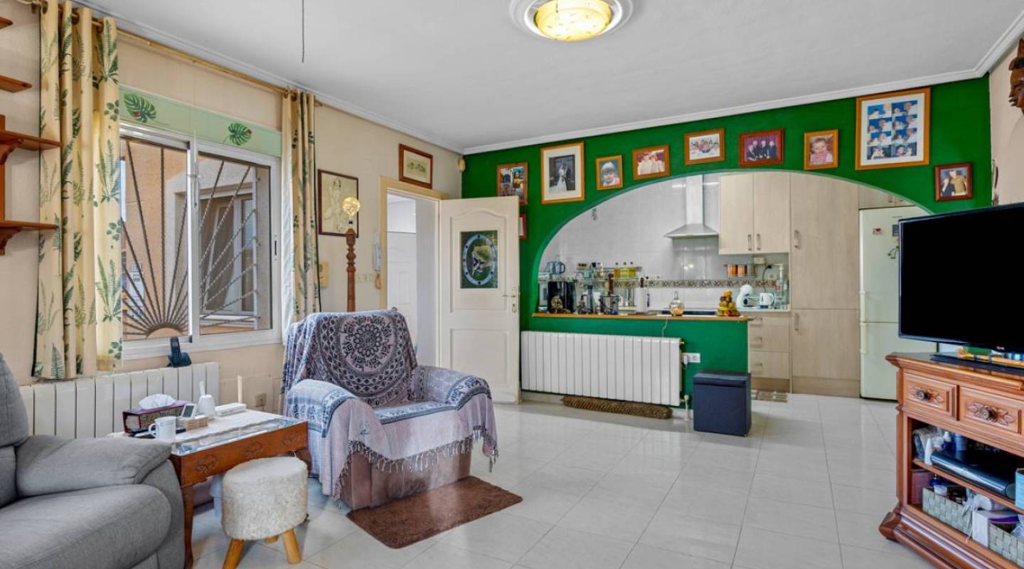 Återförsäljning - Villa - Ciudad Quesada