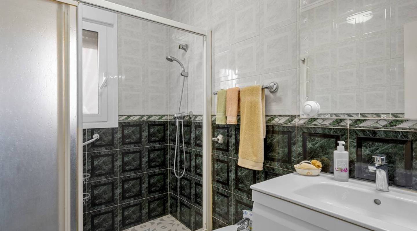 Återförsäljning - Villa - Ciudad Quesada