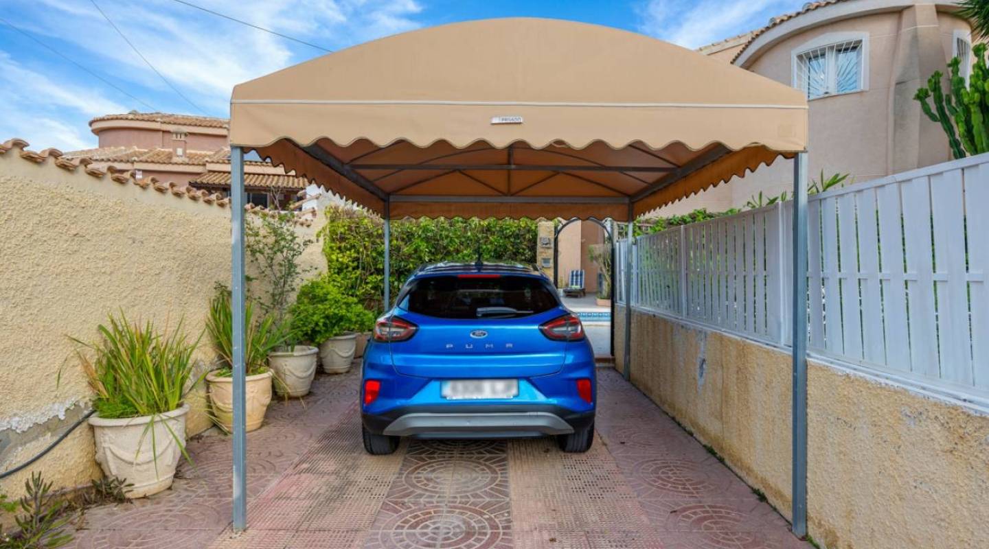 Återförsäljning - Villa - Ciudad Quesada