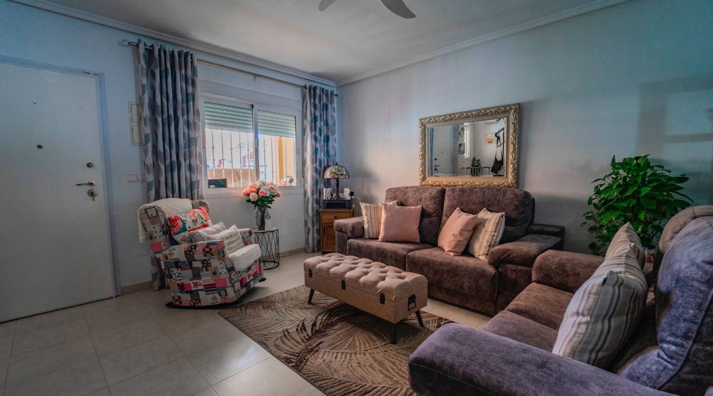 Resale - Townhouse - Ciudad Quesada