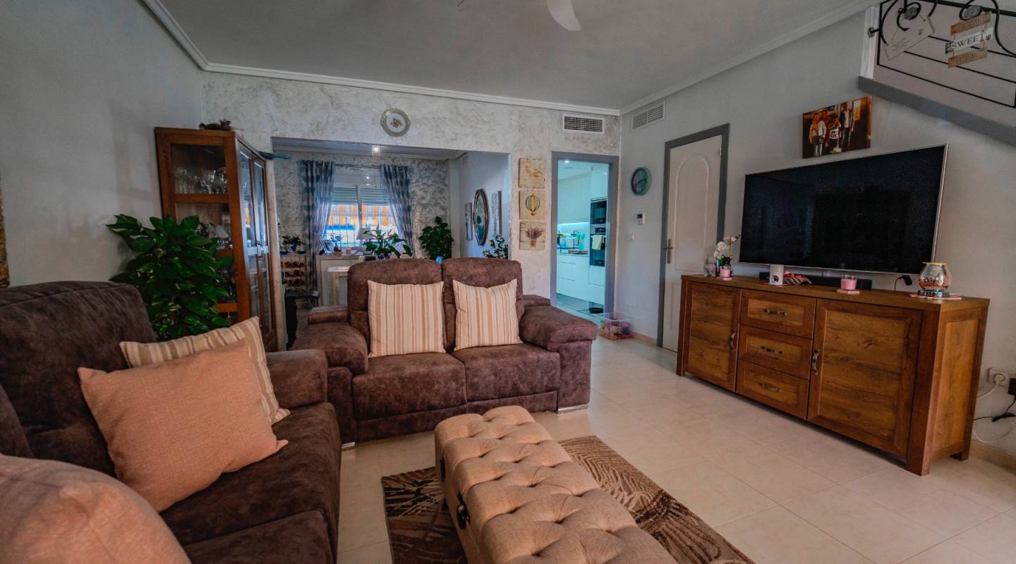 Resale - Townhouse - Ciudad Quesada