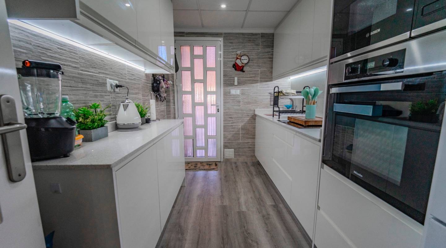 Resale - Townhouse - Ciudad Quesada