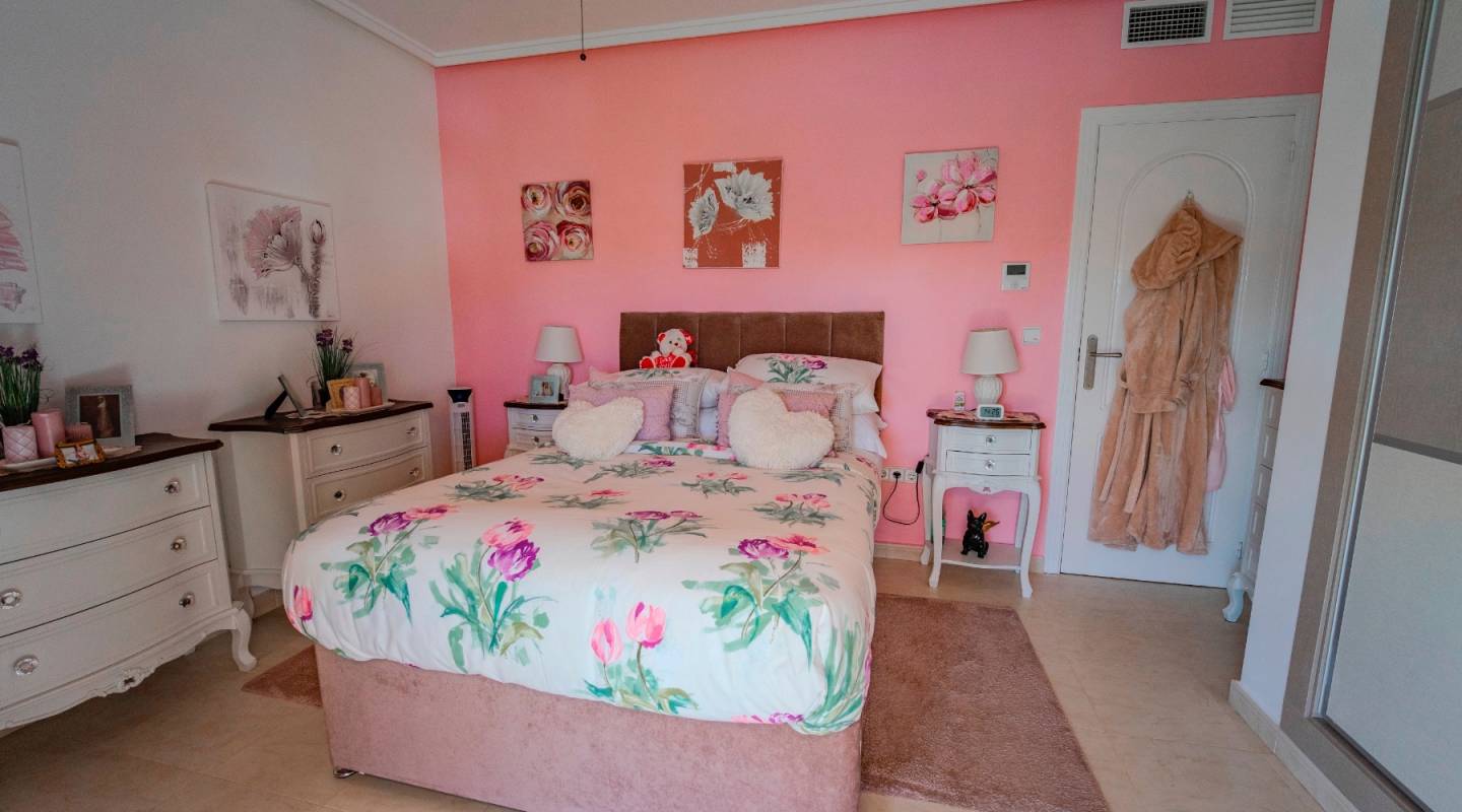 Resale - Townhouse - Ciudad Quesada