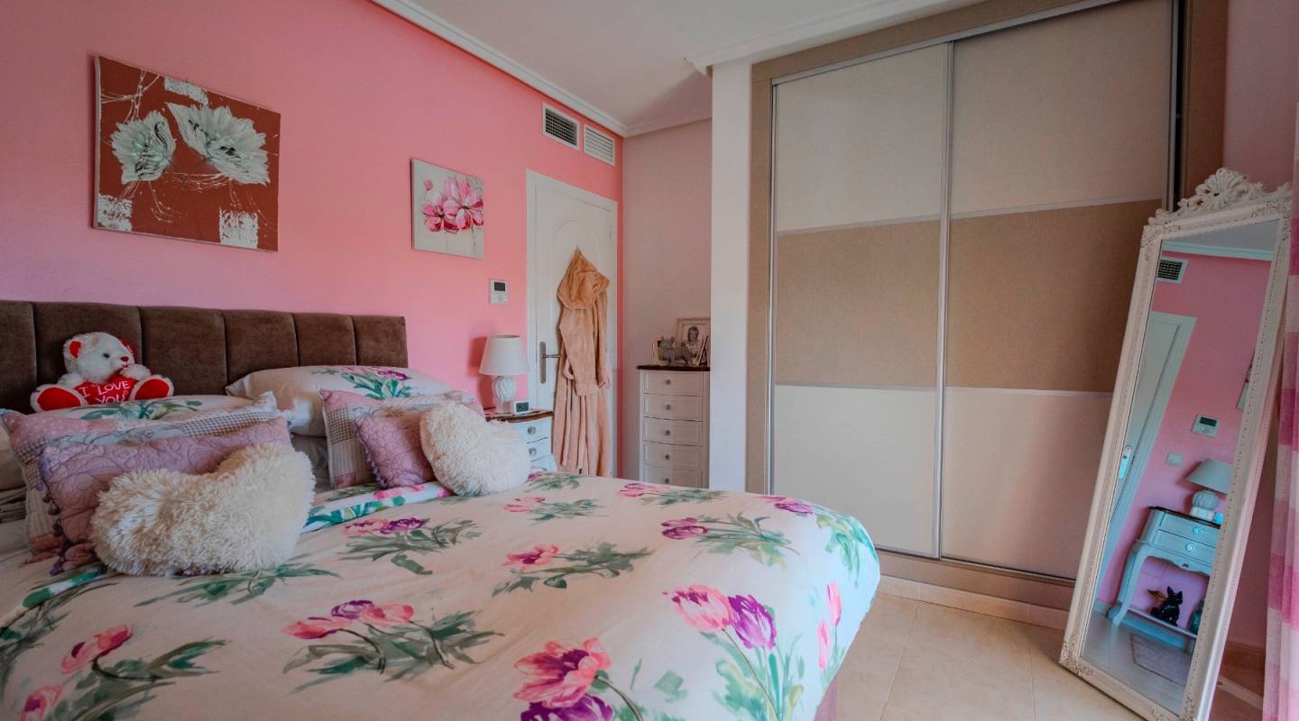 Resale - Townhouse - Ciudad Quesada