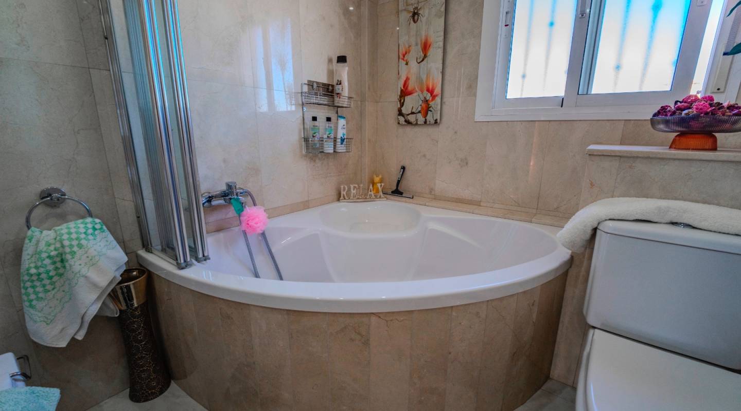 Resale - Townhouse - Ciudad Quesada